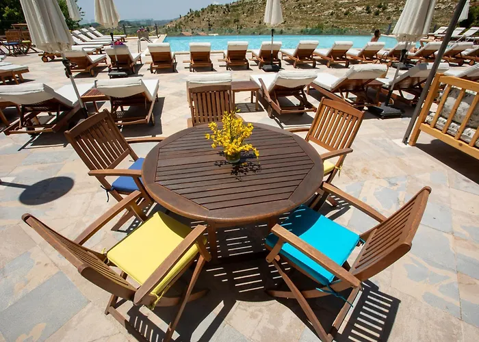 Terrebrune Hotel